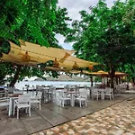 Sylvia Hotel & Resort Komodo