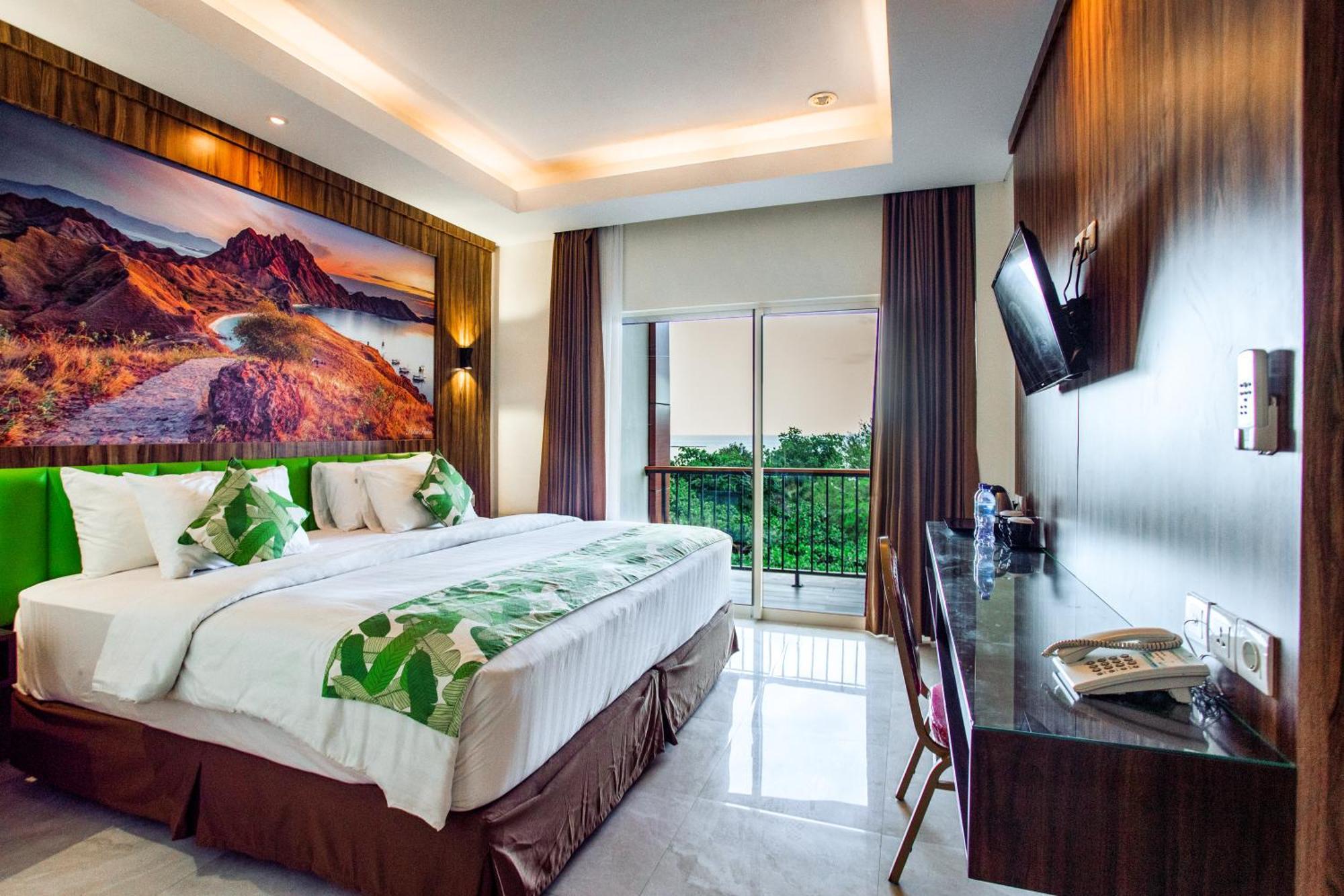 Sylvia & Komodo Resor 4*