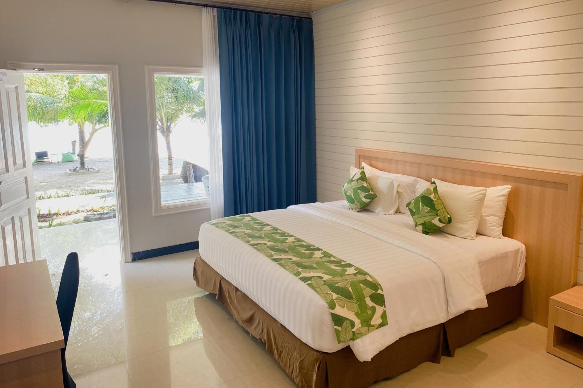 Sylvia & Komodo 4* Labuan Bajo